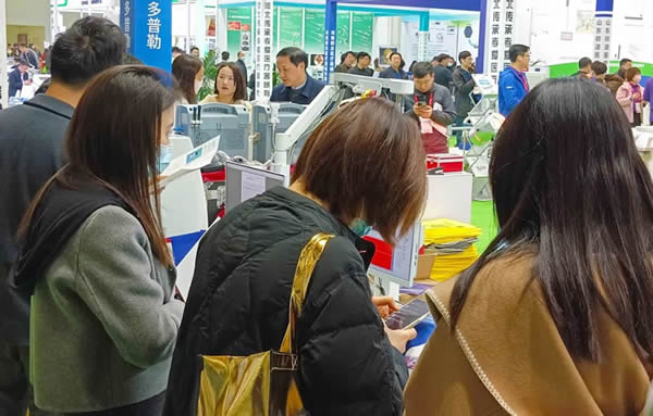 展會(huì)現(xiàn)場(chǎng)